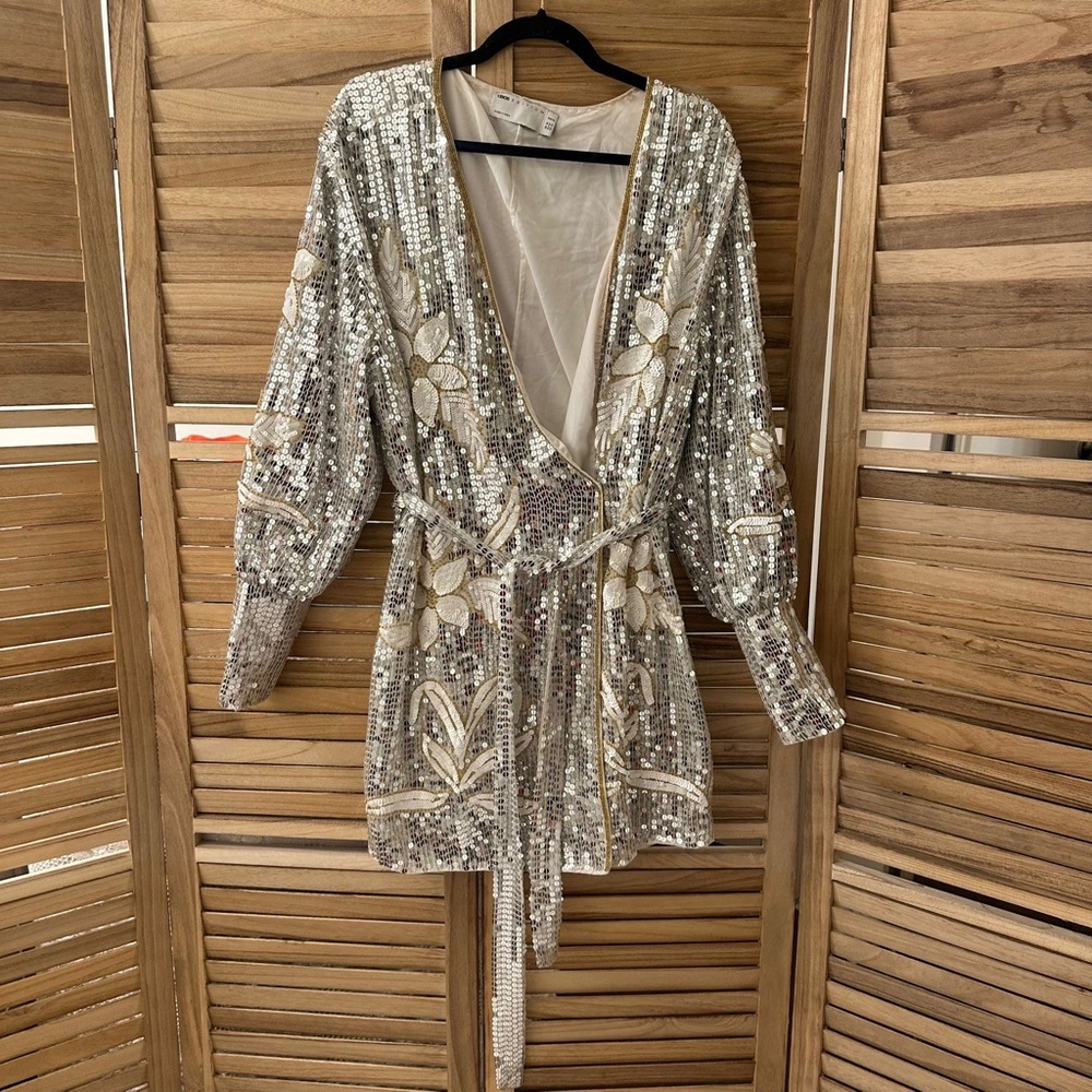 ASOS EDITION floral sequin wrap mini dress in white and silver size 12 - Picture 6 of 10